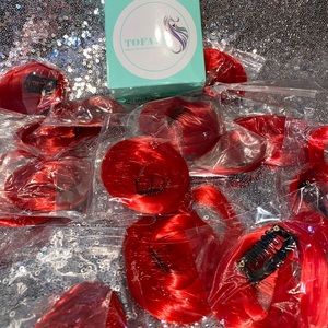 Tofafa Bright Red Shiny Wavy Hair Extensions ❤️